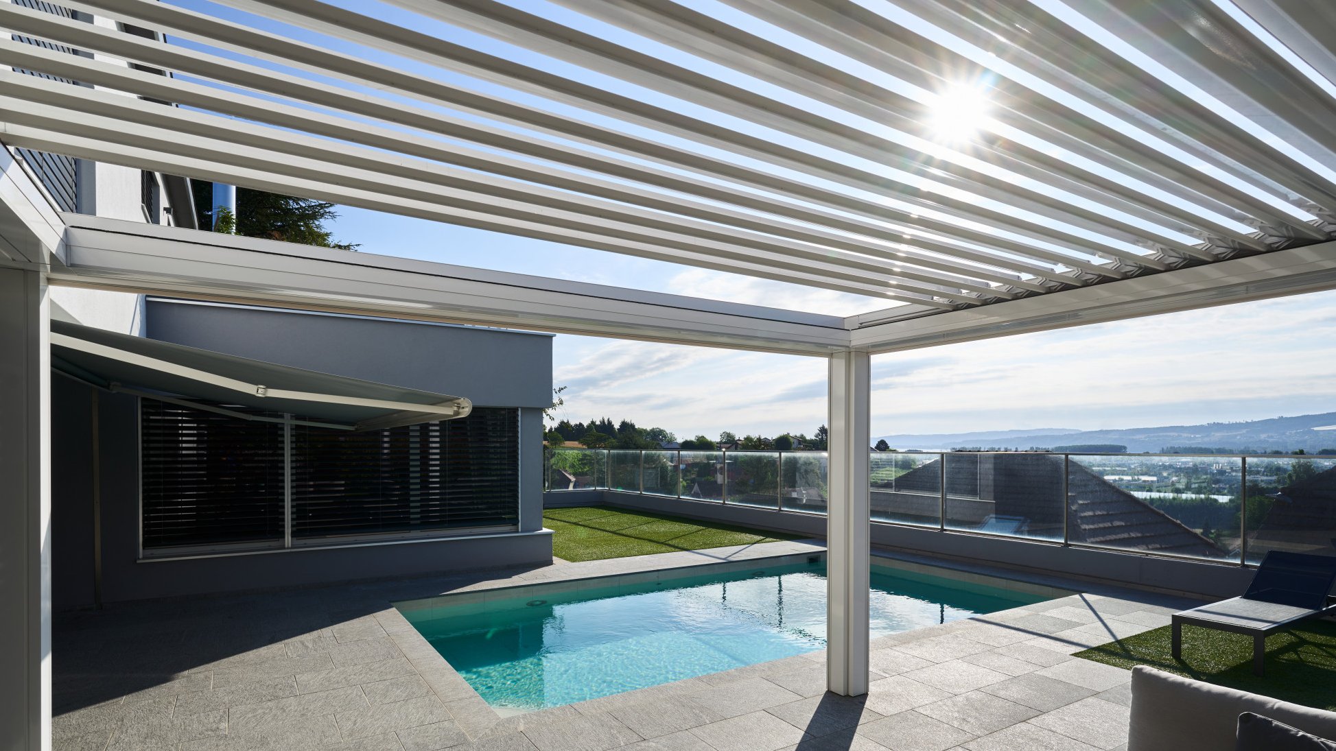 Pergola mit Lamellendach